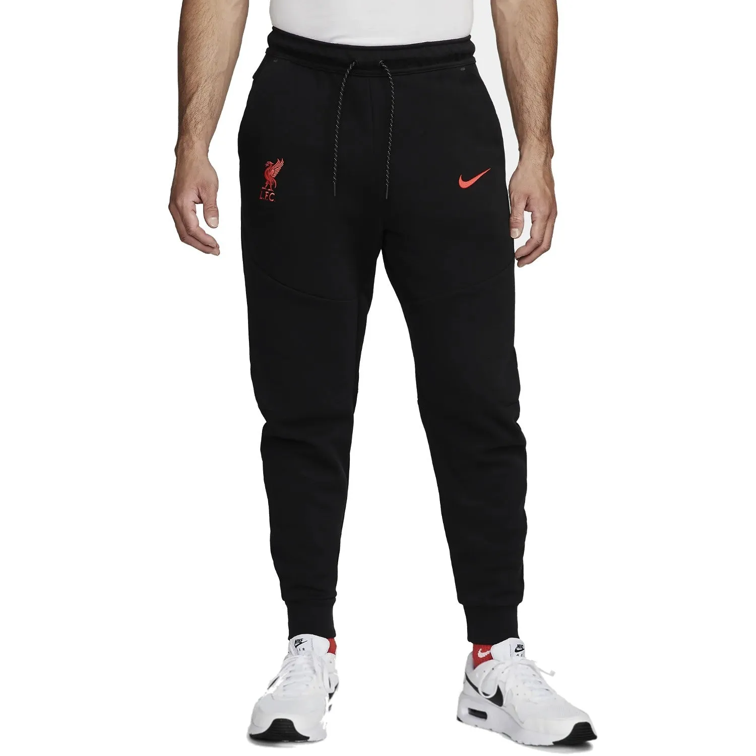 Liverpool FC black Tech Fleece presentation tracksuit 2022/23 - Nike