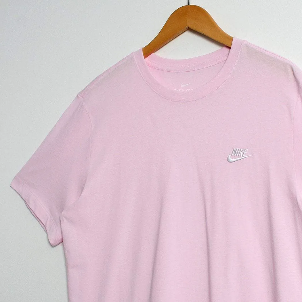 Nike Sportswear Club T-shirt