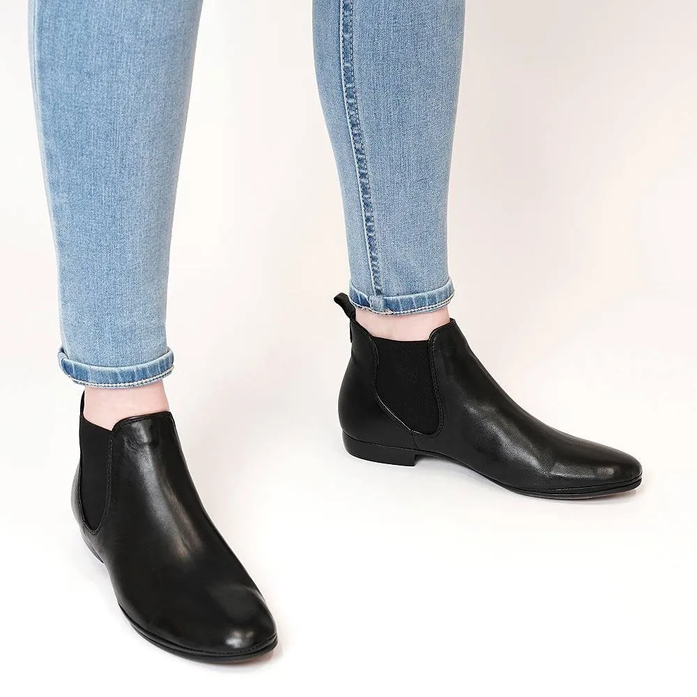 Nila Black Leather Ankle Boots